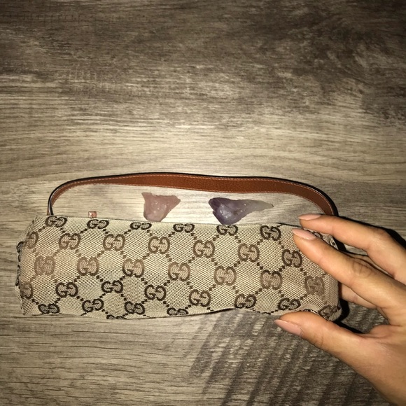 Gucci - Picture 2 of 6